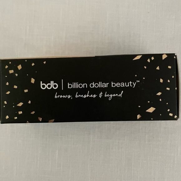 Billion Dollar Beauty Gold Illuminator Sz .67 fl oz Hydrating Makeup Enhancement - Picture 10 of 11